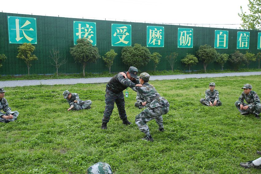 海东厌学教育辅导机构