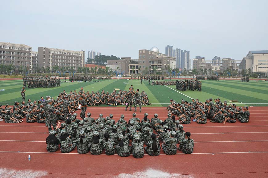 梅州军事化封闭式学校