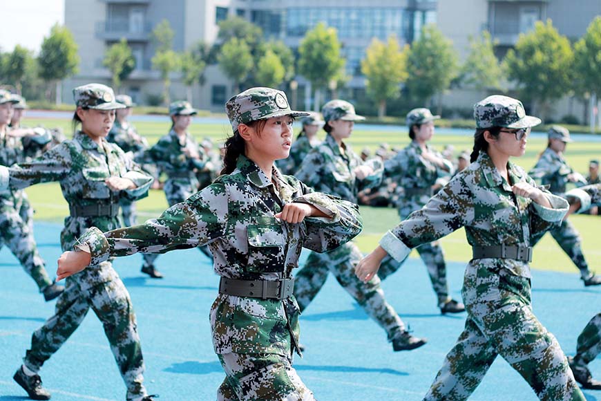 阳江孩子军事化管理叛逆学校